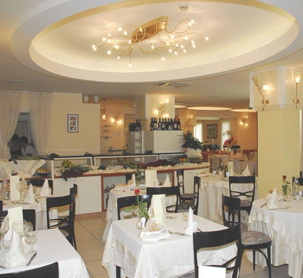 Sirena Boutique Hotel Gabicce Mare Exterior photo