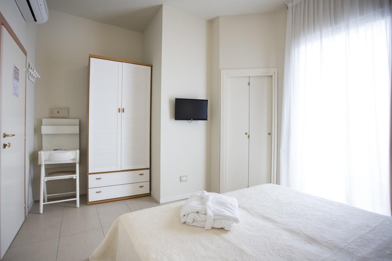 Sirena Boutique Hotel Gabicce Mare Exterior photo