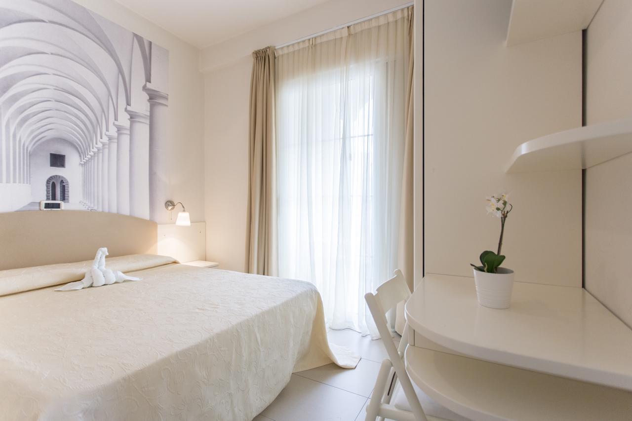 Sirena Boutique Hotel Gabicce Mare Exterior photo