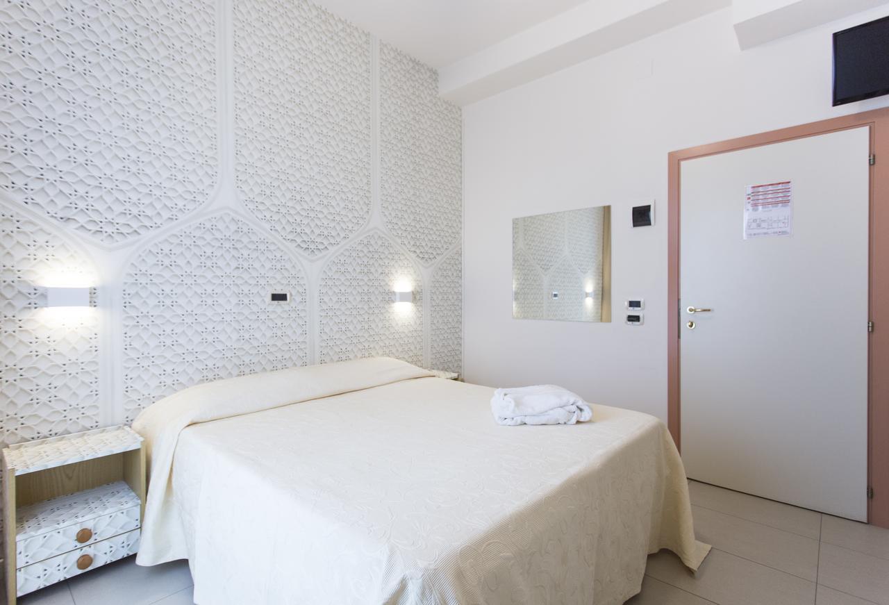 Sirena Boutique Hotel Gabicce Mare Exterior photo