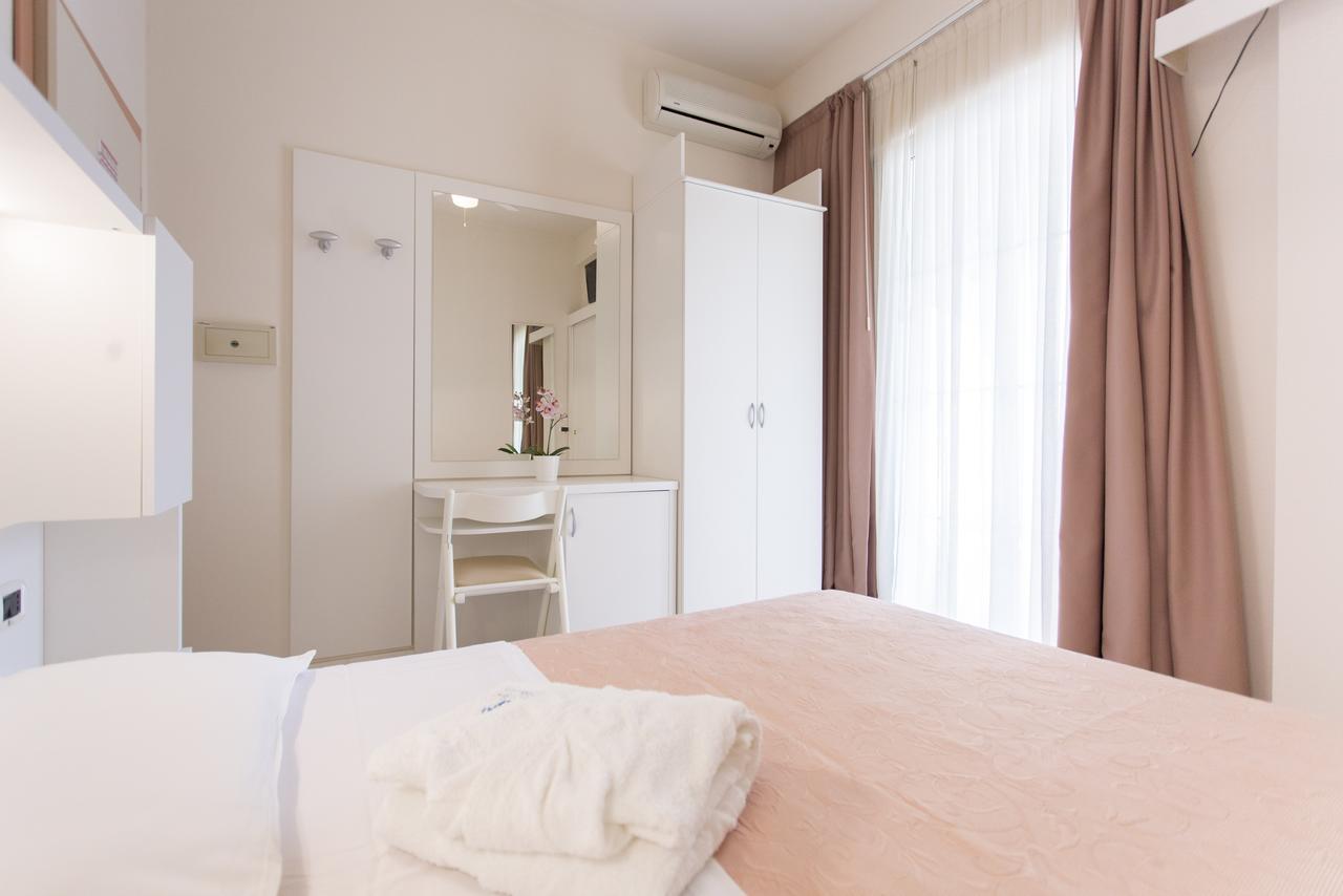 Sirena Boutique Hotel Gabicce Mare Exterior photo